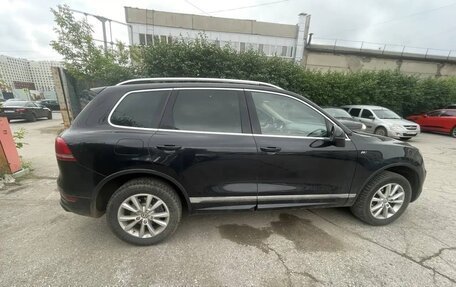 Volkswagen Touareg III, 2014 год, 1 500 000 рублей, 2 фотография