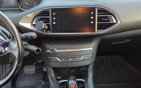 Peugeot 308 II, 2018 год, 1 150 000 рублей, 17 фотография
