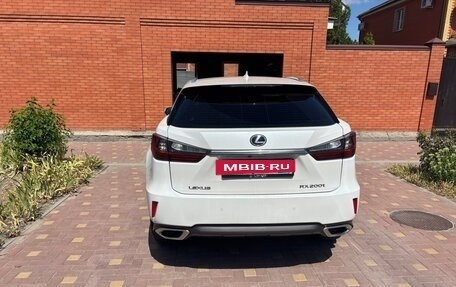 Lexus RX IV рестайлинг, 2017 год, 3 800 000 рублей, 3 фотография