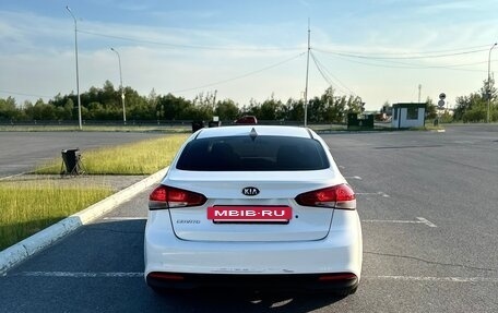 KIA Cerato III, 2018 год, 950 000 рублей, 2 фотография