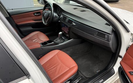 BMW 3 серия, 2009 год, 999 999 рублей, 6 фотография