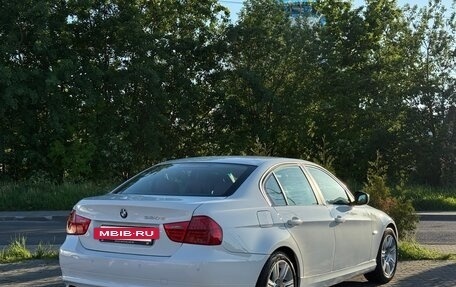 BMW 3 серия, 2009 год, 999 999 рублей, 2 фотография