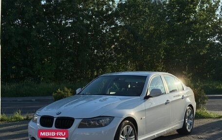BMW 3 серия, 2009 год, 999 999 рублей, 4 фотография