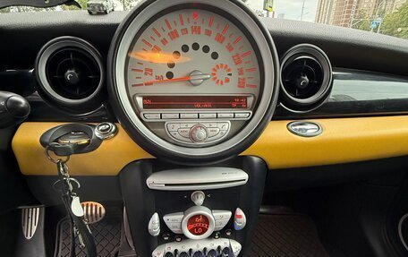 MINI Hatch, 2008 год, 1 200 000 рублей, 13 фотография