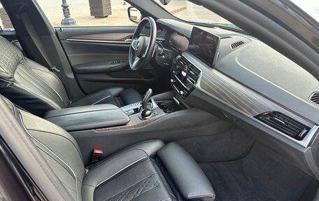 BMW 5 серия, 2021 год, 6 080 000 рублей, 7 фотография