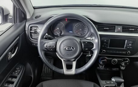 KIA Rio IV, 2021 год, 1 799 000 рублей, 14 фотография