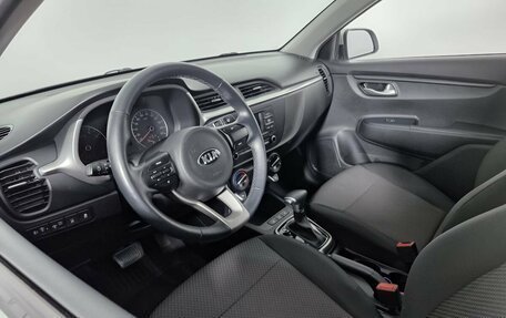 KIA Rio IV, 2021 год, 1 799 000 рублей, 13 фотография