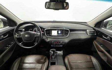 KIA Sorento III Prime рестайлинг, 2018 год, 2 150 000 рублей, 14 фотография