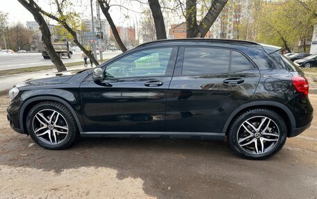 Mercedes-Benz GLA, 2019 год, 3 200 000 рублей, 2 фотография