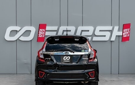 Honda Fit III, 2015 год, 850 000 рублей, 4 фотография