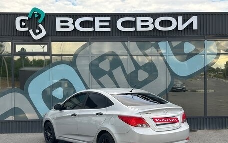 Hyundai Solaris II рестайлинг, 2015 год, 1 020 000 рублей, 3 фотография