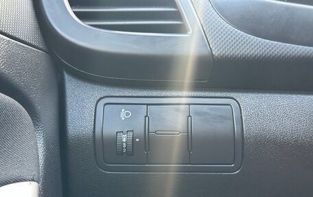 Hyundai Solaris II рестайлинг, 2015 год, 1 020 000 рублей, 16 фотография