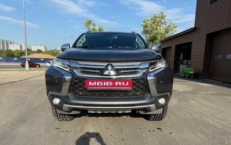 Mitsubishi Pajero Sport III рестайлинг, 2018 год, 3 200 000 рублей, 16 фотография