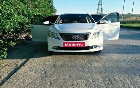 Toyota Camry, 2014 год, 1 888 888 рублей, 2 фотография