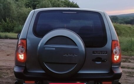 Chevrolet Niva I рестайлинг, 2004 год, 295 000 рублей, 6 фотография