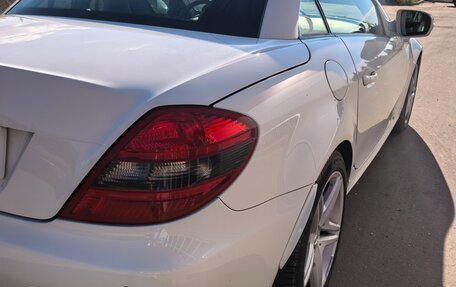Mercedes-Benz SLK-Класс, 2008 год, 1 600 000 рублей, 6 фотография