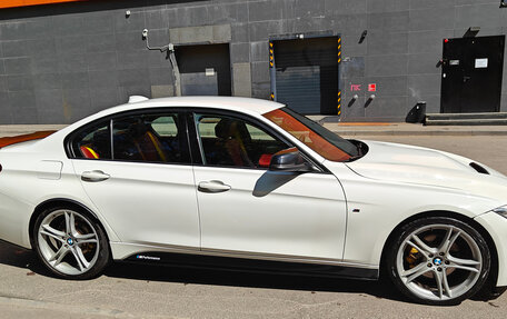 BMW 3 серия, 2011 год, 1 650 000 рублей, 3 фотография