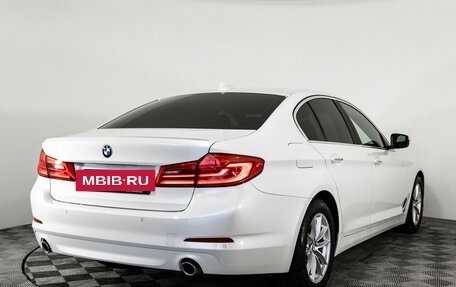 BMW 5 серия, 2017 год, 2 399 000 рублей, 8 фотография