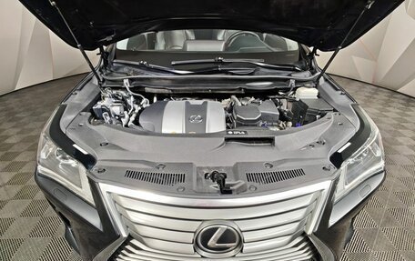Lexus RX IV рестайлинг, 2017 год, 3 195 000 рублей, 11 фотография