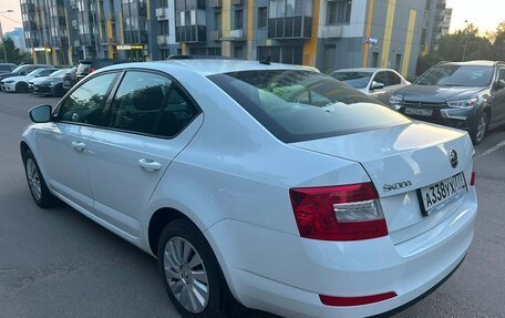 Skoda Octavia, 2017 год, 1 450 000 рублей, 2 фотография