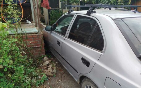 Hyundai Accent II, 2001 год, 300 000 рублей, 3 фотография