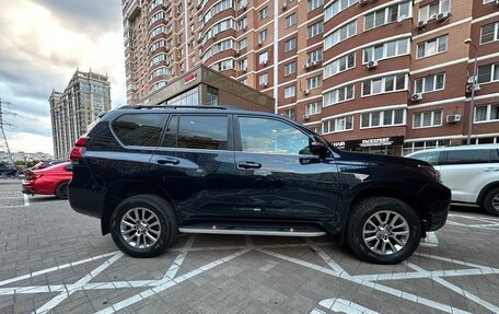 Toyota Land Cruiser Prado 150 рестайлинг 2, 2019 год, 4 900 000 рублей, 3 фотография
