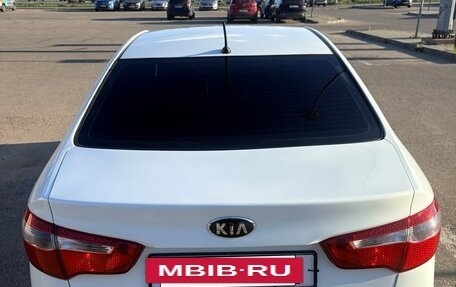 KIA Rio III рестайлинг, 2013 год, 690 000 рублей, 9 фотография
