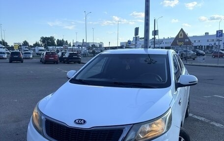 KIA Rio III рестайлинг, 2013 год, 690 000 рублей, 3 фотография