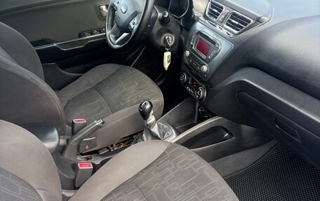 KIA Rio III рестайлинг, 2013 год, 690 000 рублей, 27 фотография