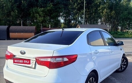 KIA Rio III рестайлинг, 2013 год, 690 000 рублей, 32 фотография