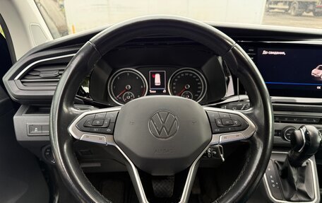 Volkswagen Multivan T6 рестайлинг, 2021 год, 6 000 000 рублей, 9 фотография