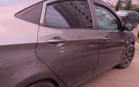 Hyundai Solaris II рестайлинг, 2014 год, 350 000 рублей, 3 фотография