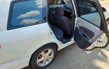 Nissan Wingroad III, 2003 год, 330 000 рублей, 9 фотография