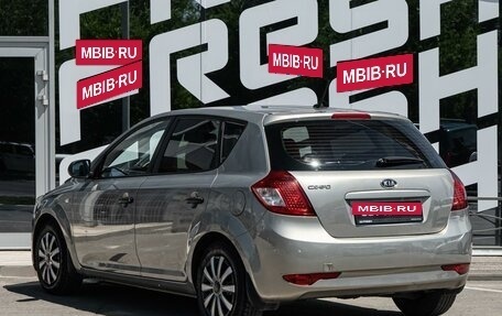 KIA cee'd I рестайлинг, 2011 год, 699 000 рублей, 2 фотография