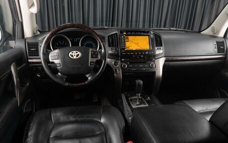 Toyota Land Cruiser 200, 2011 год, 3 609 000 рублей, 6 фотография