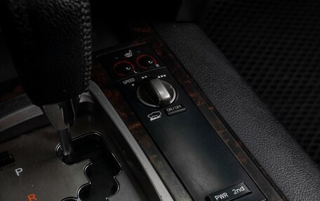 Toyota Land Cruiser 200, 2011 год, 3 609 000 рублей, 16 фотография