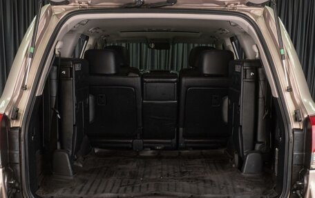 Toyota Land Cruiser 200, 2011 год, 3 609 000 рублей, 28 фотография