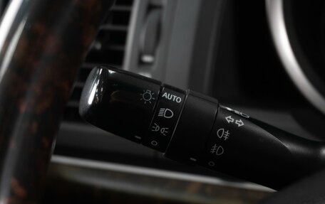 Toyota Land Cruiser 200, 2011 год, 3 609 000 рублей, 22 фотография