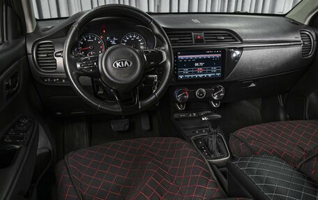 KIA Rio IV, 2018 год, 999 000 рублей, 6 фотография
