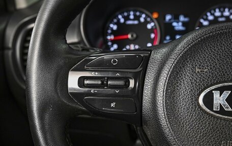 KIA Rio IV, 2018 год, 999 000 рублей, 17 фотография