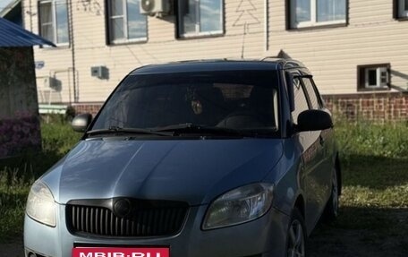 Skoda Fabia II, 2008 год, 500 000 рублей, 1 фотография