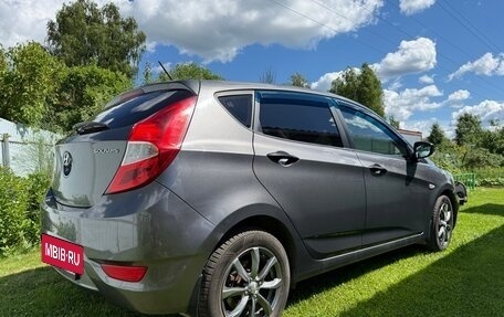Hyundai Solaris II рестайлинг, 2014 год, 1 020 000 рублей, 3 фотография