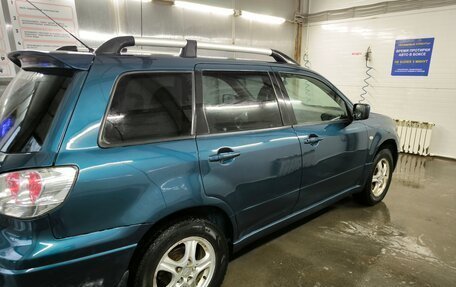 Mitsubishi Outlander III рестайлинг 3, 2003 год, 419 000 рублей, 4 фотография