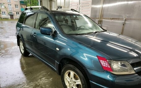 Mitsubishi Outlander III рестайлинг 3, 2003 год, 419 000 рублей, 3 фотография