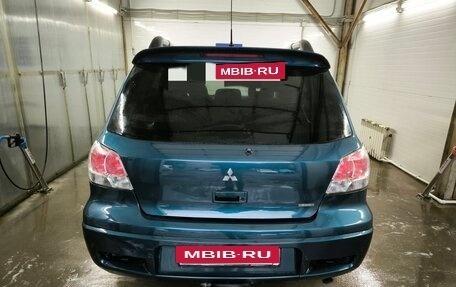 Mitsubishi Outlander III рестайлинг 3, 2003 год, 419 000 рублей, 5 фотография