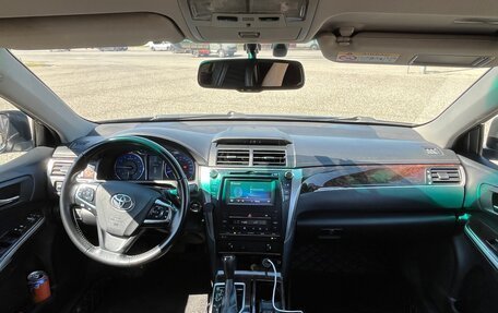 Toyota Camry, 2018 год, 1 645 000 рублей, 5 фотография