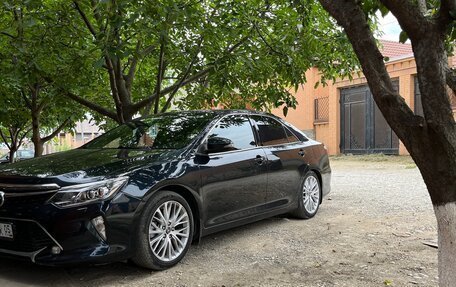 Toyota Camry, 2018 год, 1 645 000 рублей, 7 фотография