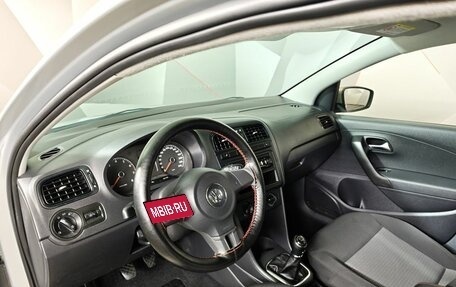 Volkswagen Polo VI (EU Market), 2011 год, 535 000 рублей, 17 фотография