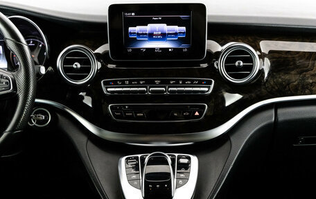 Mercedes-Benz V-Класс, 2019 год, 3 999 000 рублей, 14 фотография