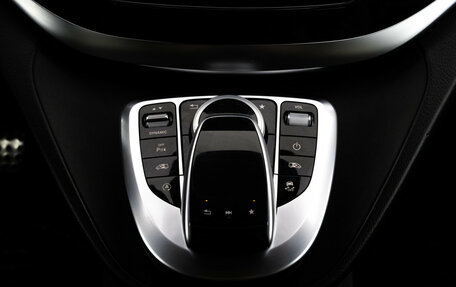 Mercedes-Benz V-Класс, 2019 год, 3 999 000 рублей, 15 фотография